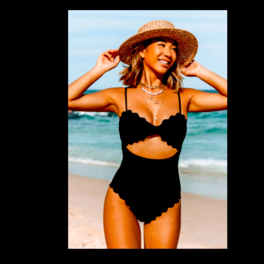Cupshe Black Knotted Scalloped One Piece Swimsuit